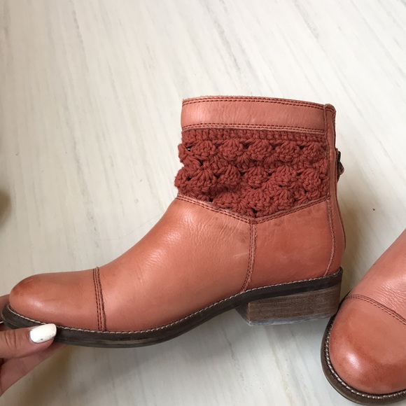 Latigo genuine leather rust color ankle boot - Picture 6 of 9